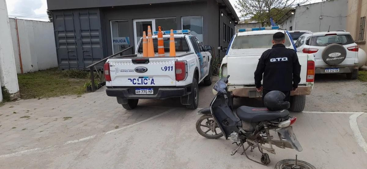 Recuperan en Quequén una moto robada y buscan detener al sospechoso