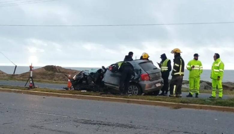 Choque y heridas graves en la Ruta 11 al despistar contra una columna