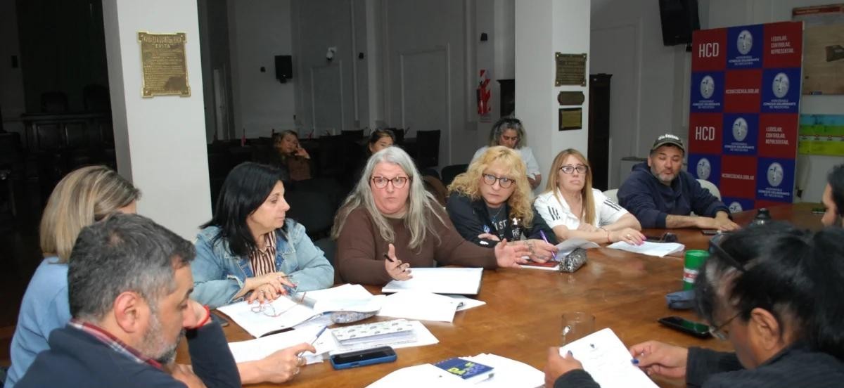 Avanzan en la aplicación de la ordenanza que regula a los cuidacoches