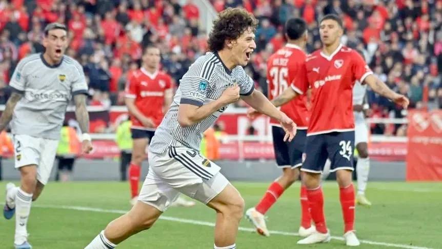 Boca vence a Independiente en Avellaneda y lidera la tabla anual