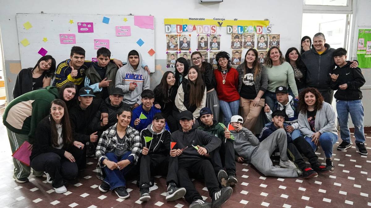 Alumnos de la Secundaria 15 encabezaron talleres sobre salud mental
